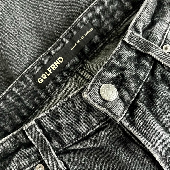 GRLFRND Hailey Low Rise Slim Boot in Empire State - Picture 9 of 13